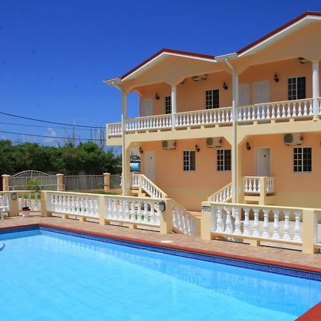 Yacht View Apartments True Blue Exterior foto