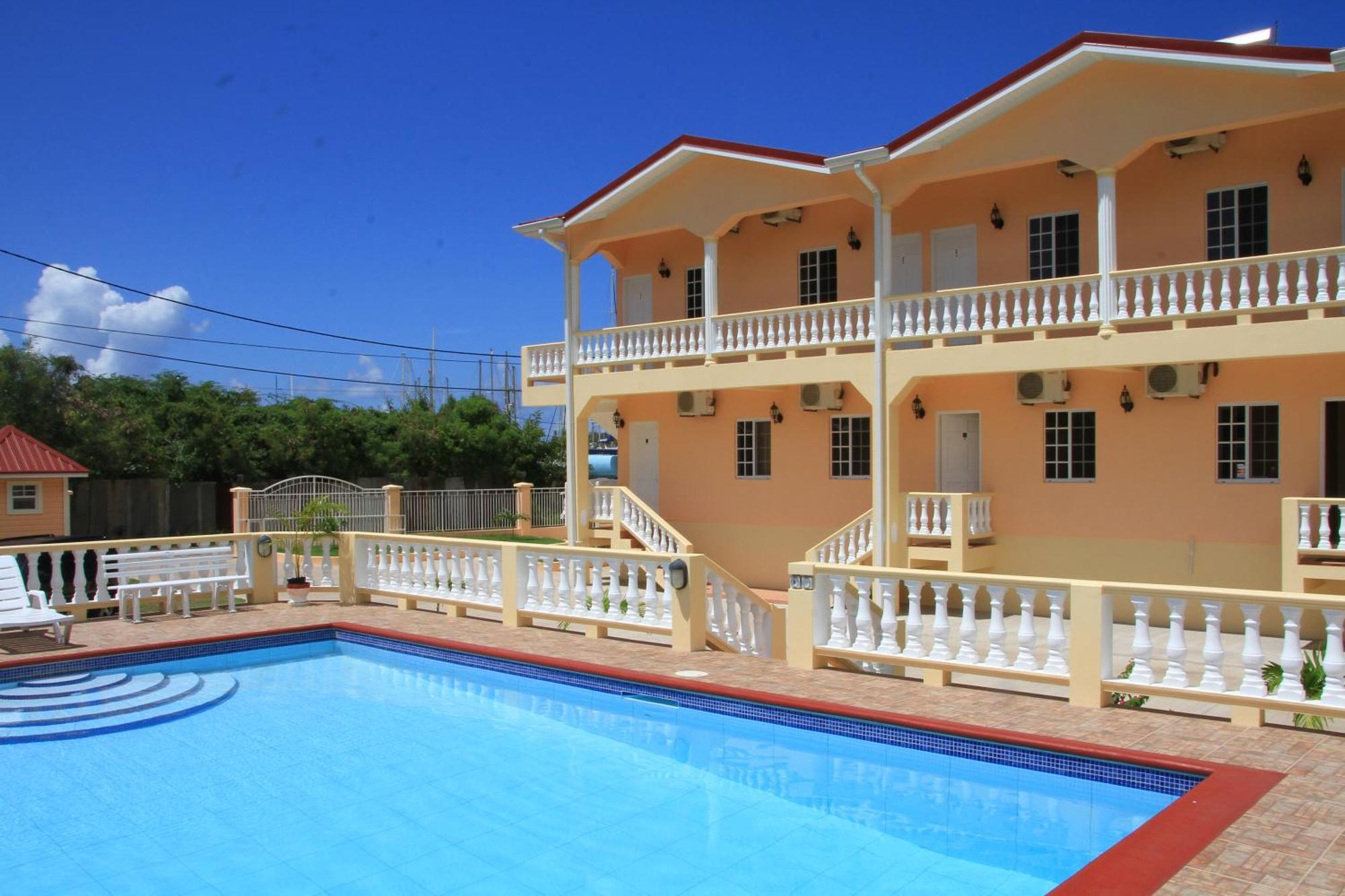 Yacht View Apartments True Blue Exterior foto